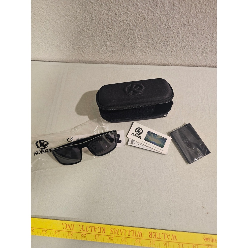 KDEAM KD101 Polarized Sunglasses Black Square Frame Italy Design